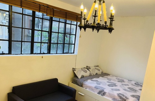 Huaihai Road Commercial Area Apartment | Vintage Studio at the Heart of Shanghai in Former French Concession