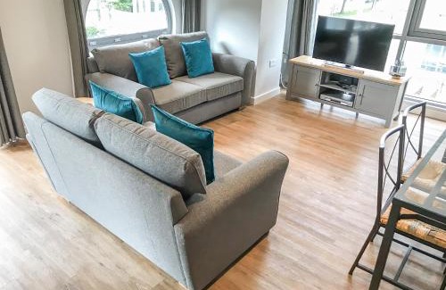 Swindon Apartment | Violets Corner Luxury Swindon Town Apartment Great Location In The South West