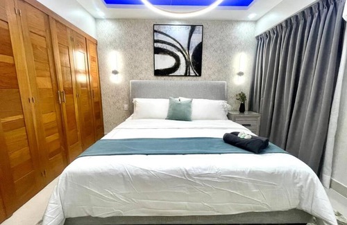 La Julia Apartment | VIP DELUXE AND TOWER J7 POOL GYM SAUNE WIFE