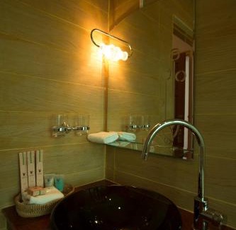 Mayangone Hotel | Virtue Highland Hotel