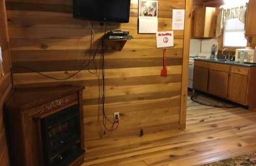 Frenchburg Cabin | Visit Us In KY At Our Honeymoon Cabin Near Cave Run Lake and Daniel Boone Forest