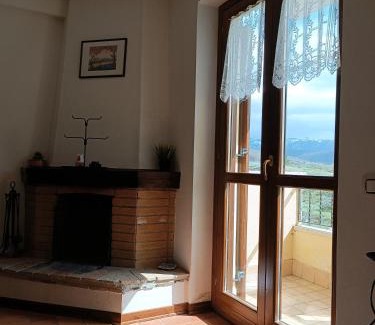 Rocca di Mezzo Apartment | Vista Panoramica ALTOPIANO DELLE ROCCHE