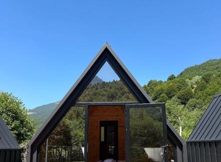 Cerem House | VITA Guesthouse