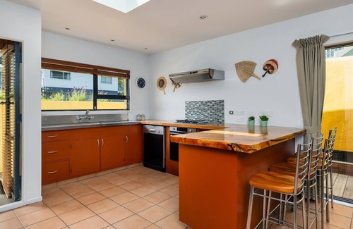 Paihia House | Viva Vida View - Paihia Holiday Home