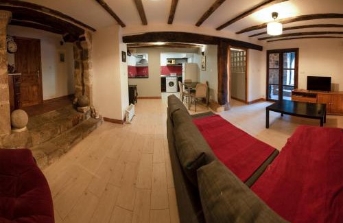 Lezana de Mena Apartment | Vivienda turística La Magdalena