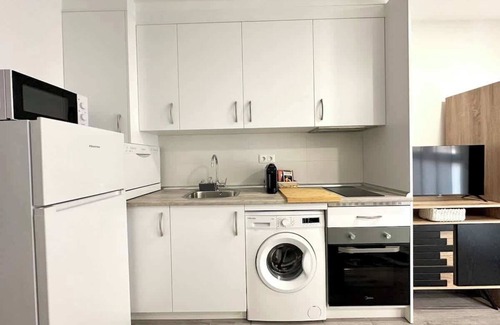 Almenara Apartment | Vivodomo | Free parking, modern, 5 min to subway