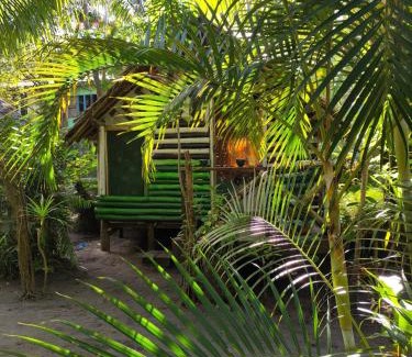 Tanna Island House | Volcano front