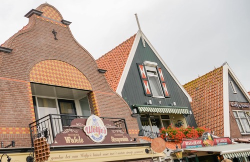 Volendam House | Volendam Old Bridge Residence (room 1)