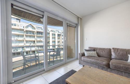 Westende Apartment | Volledig gerenoveerd 2 slaapkamer appartement in Westende-Bad, 250 m van het strand