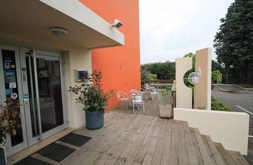 Saint-Priest Apartment | Voyage d'Affaires av/Salle de Séminaire+Wifi!