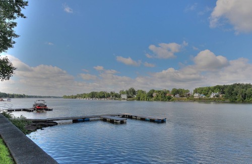 Saint-Charles-sur-Richelieu House | Vrbo Property