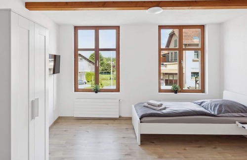 Grabs Apartment | Vrbo Property