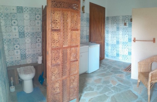 Faye-l'Abbesse Apartment | Vrbo Property