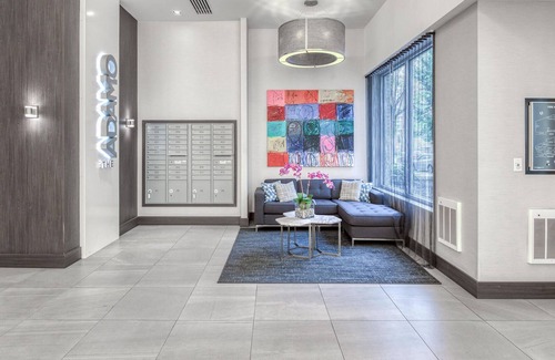 Lanier Heights Apartment | Vrbo Property