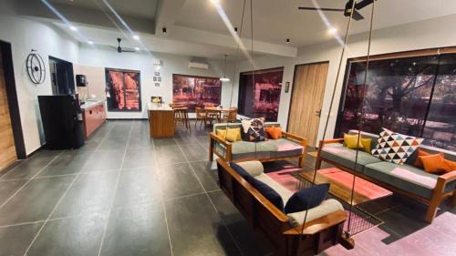 Devdholera House | VSP's Villa - Kensville Golf Living
