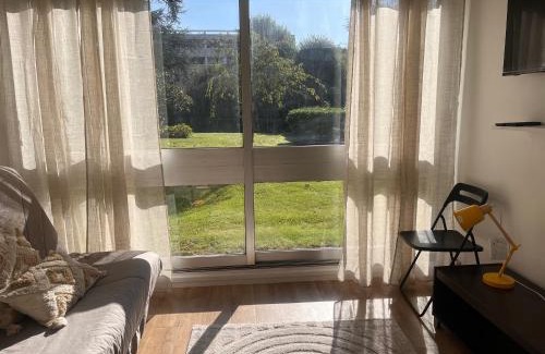 Le Chesnay Apartment | Vue Jardin