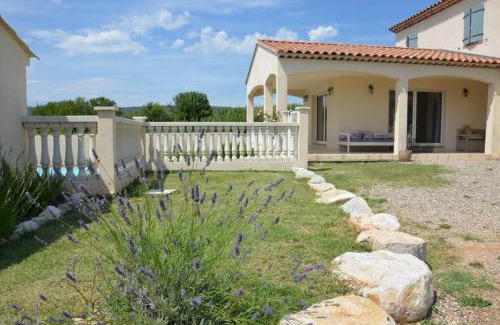 Pourrieres Apartment | Vue Sainte Victoire, proche Aix-en-Provence