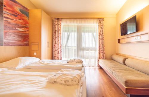 Celldomolk Hotel | Vulkán Wellness Hotel & Camping