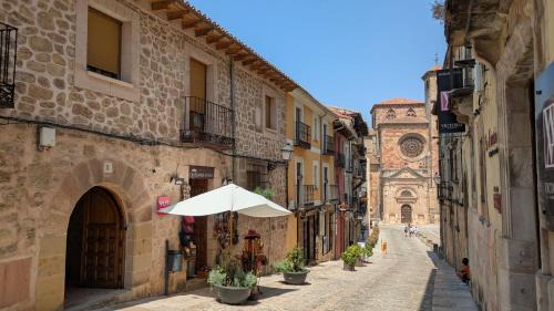 Siguenza Apartment | VUT Reyna Beatriz