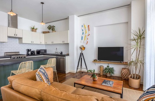 Casco Viejo Apartment | w* | Aesthetic 1BR w/Balcony in Casco Viejo