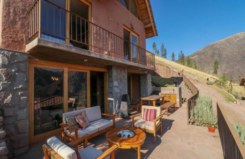Huaran House | w* Splendid 3BR House in Villa Sagrado
