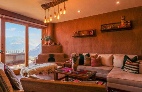 Huaran House | w* Splendid 3BR House in Villa Sagrado