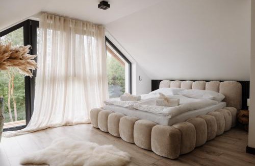 Stryszow House | W szczerym lesie - Domek z sauną i jacuzzi w lesie nad Jeziorem Mucharskim