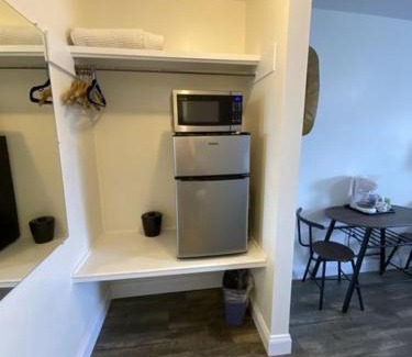 Wachapreague Hotel | Wachapreague Inn - Motel Rooms
