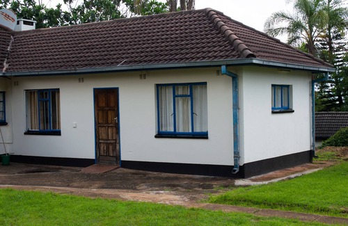 Mutare Cottage | Wadzi's Home with a View