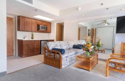 Honolulu Condo | Waikiki Condo - 1BR, 2BA, Sleeps 6