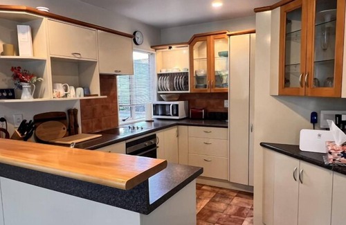 Burnside House | Waimairi Road-Quiet and relaxing near Canterbury University