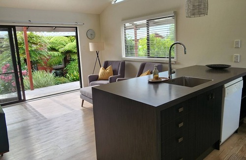 Waipu House | Waipu Tropical Oasis– Your Perfect Getaway!