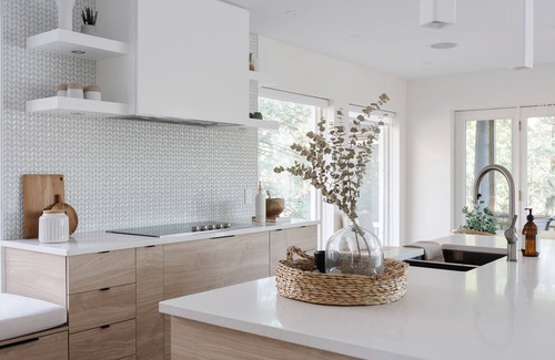 Wakefield House | Wakefield waterfront property with onsite spa. Family-friendly!