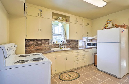Canon City House | Walk to Arkansas Riverwalk Trail: Cañon City Home
