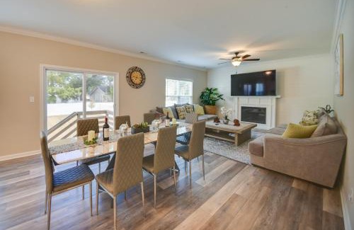 East Ocean View House | Walk to Beach Group Getaway in Coastal Virginia