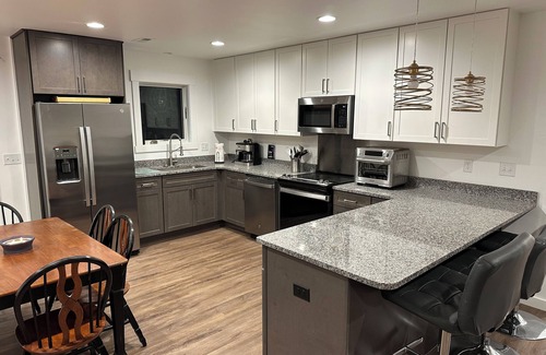 North Downtown Apartment | Walk to breweries, live music, restaurants, parking, fenced yard.