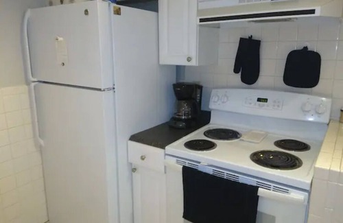 Licking Riverside Apartment | Walk to Downtown Cincinnati and Mainstrasse Village!