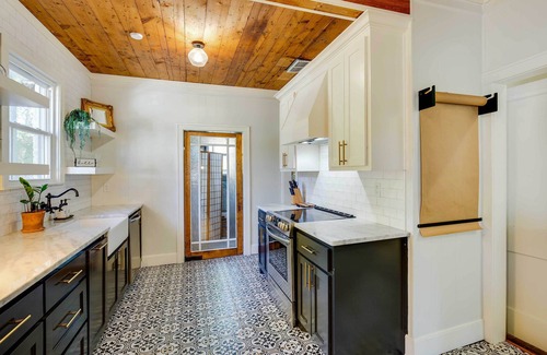 Tyler House | Walk to Dtwn: 'Tyler Tudor' w/Backyard