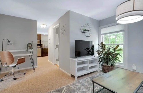 Cherokee Triangle House | Walk to Everything! Bourbon Trail & Cherokee Golf Course n