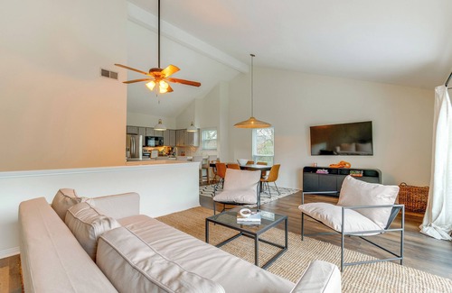 April Sound House | Walk to Lake Conroe: Family-Friendly Getaway!
