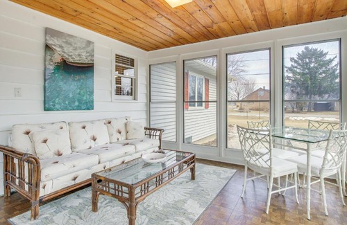 Butte Des Morts House | Walk to Lake Family Getaway with Yard in Menasha!