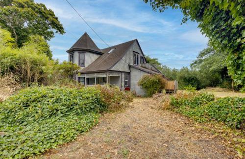 Warrenton Apartment | Walk to Main Avenue Cozy Unit in Warrenton