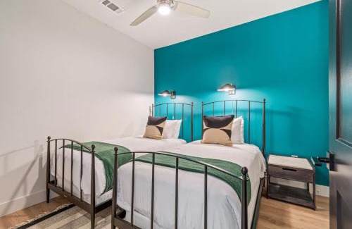 West End House | Walk to Nightlife, Vanderbilt, Minutes to Broadway