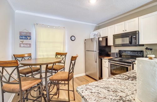 Sneads Ferry Condo | Walk to Ocean: North Topsail Beach Gem w/Balcony!
