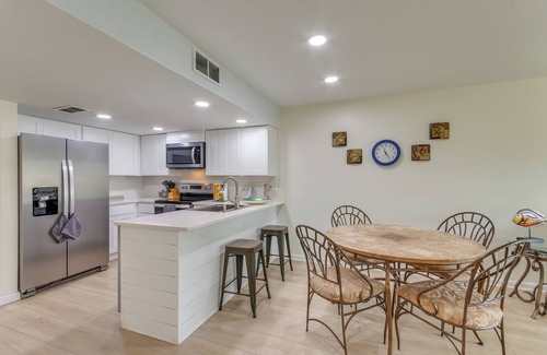 Orange Beach Condo | Walk to Orange Beach: Family Condo w/Patio