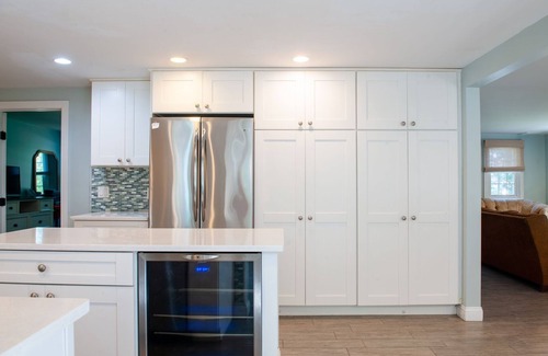 Eastward Look House | Walk to Scarborough Beach, sleeps 16 with central a/c
