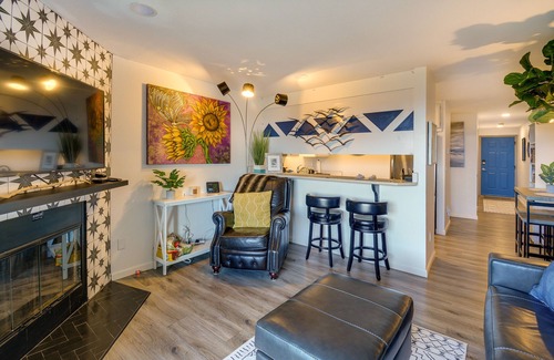 Ocean Shores Condo | Walk to the Beach: Ocean Shores Condo!