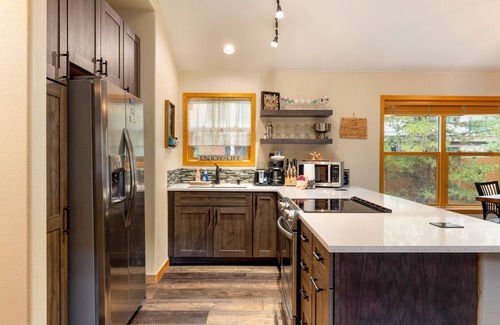 Mountain House House | Walk to the Lifts/Private Garage/Hot Tub Access/Custom Kitchen