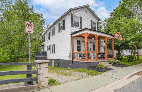 North East House | Walk to Town and River Charming Home in North East!