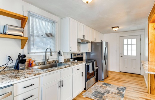 Phoenix House | Walk to Town: Oswego River Escape w/Marina Views